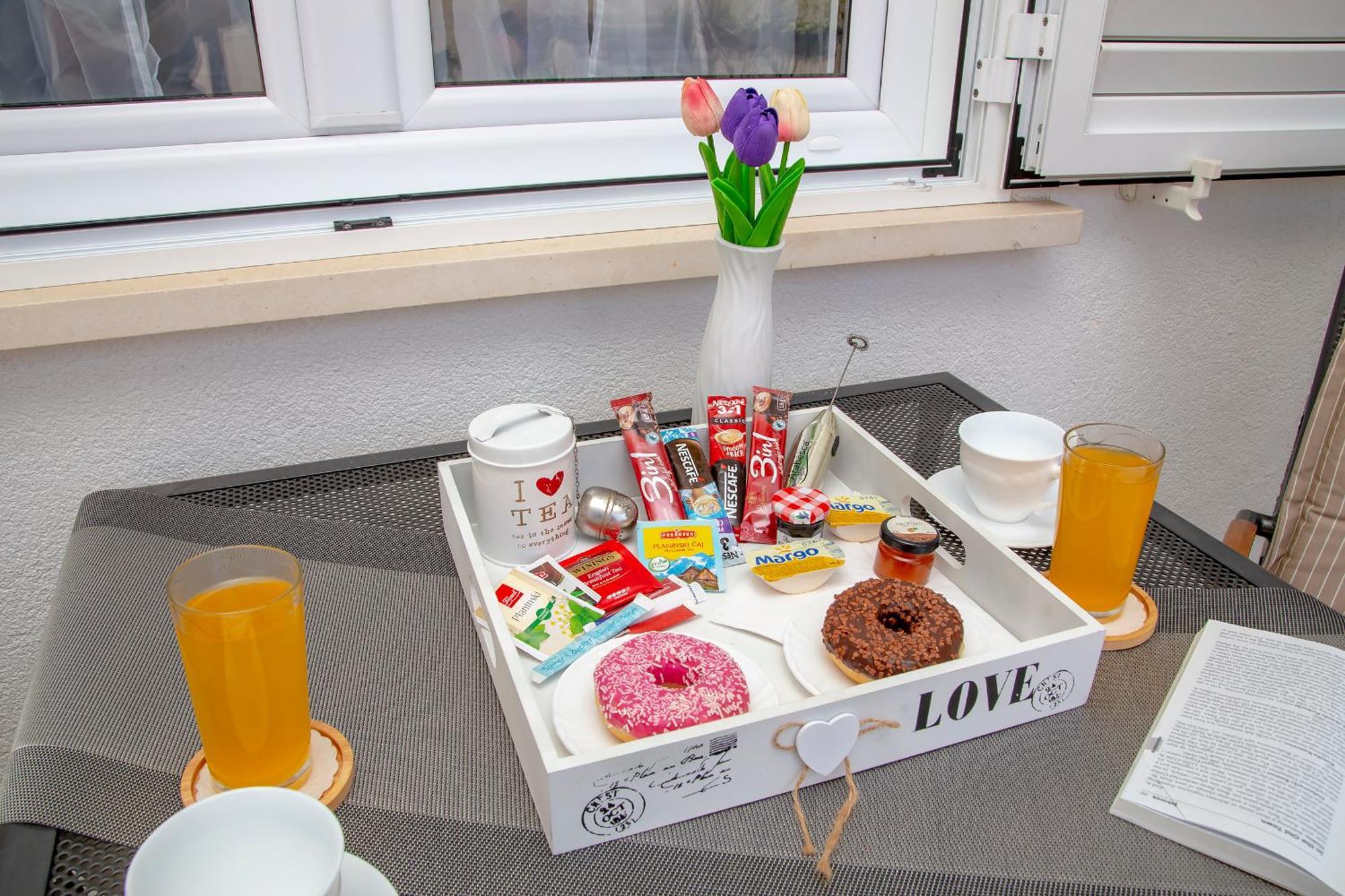 Ploce Apartment *